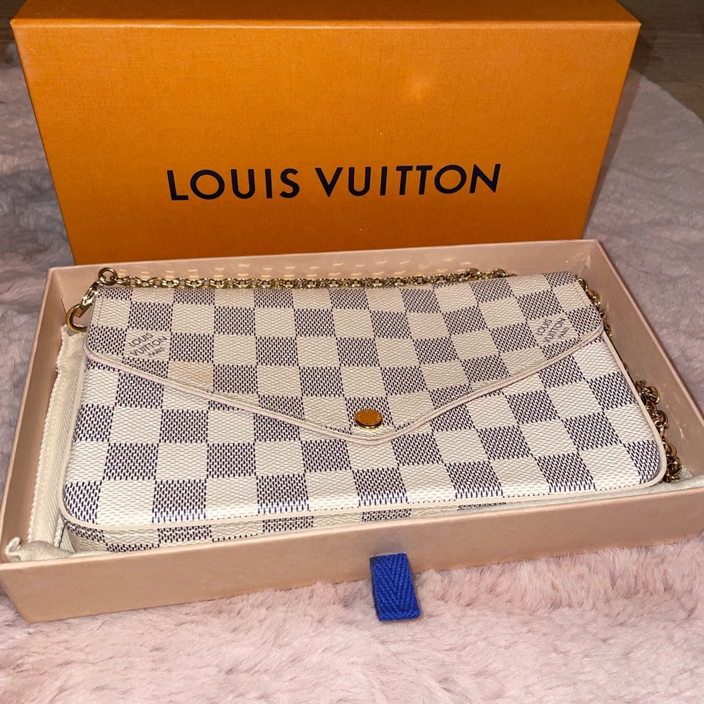 Louis Vuitton White Damier Azur Crossbody Wallet on Chain